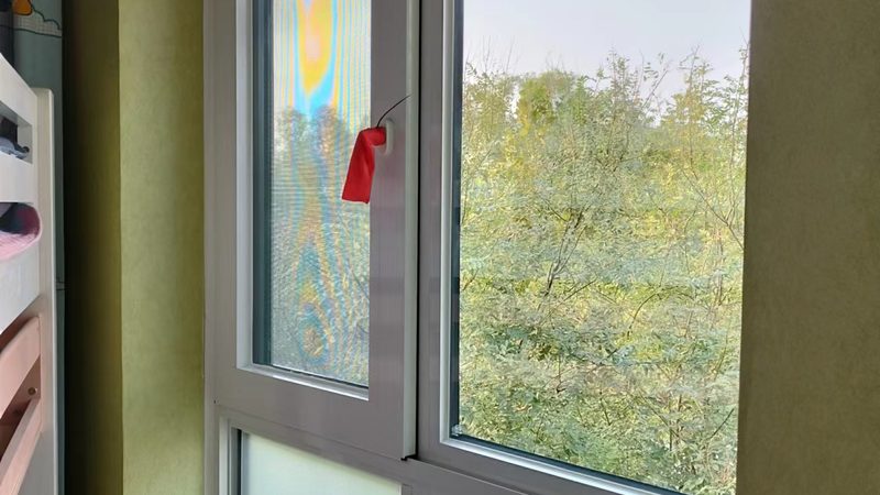 断桥铝门窗隔热条材质揭秘：材质差异与性能解析
